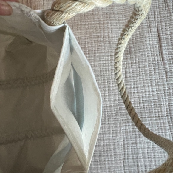 Sea Bags Medium Blue Whale Print Tote with Cell Phone Pocket Product #S004707 - Picture 4 of 8